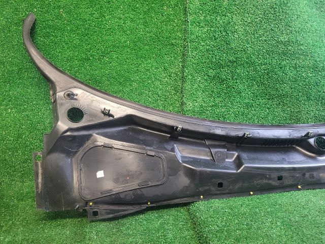 bontott DODGE CHALLENGER Levélrács