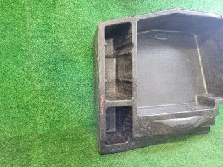 bontott DODGE CHALLENGER Pótkerék Szerszámtartó