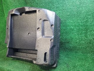 bontott DODGE CHALLENGER Pótkerék Szerszámtartó