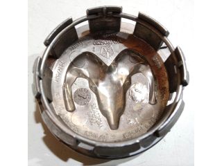 bontott DODGE JOURNEY Felniközép (1 db)