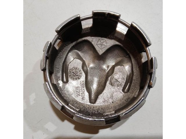 bontott DODGE JOURNEY Felniközép (1 db)