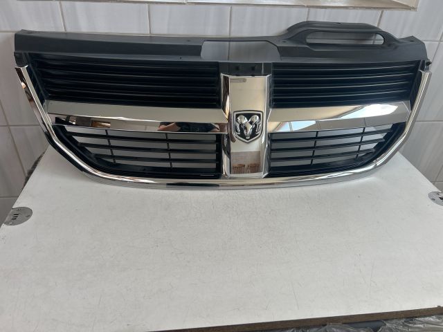 bontott DODGE JOURNEY Hűtőrács