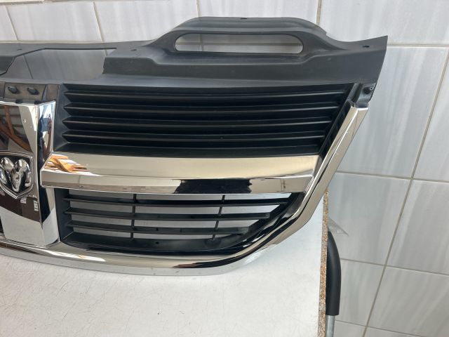 bontott DODGE JOURNEY Hűtőrács