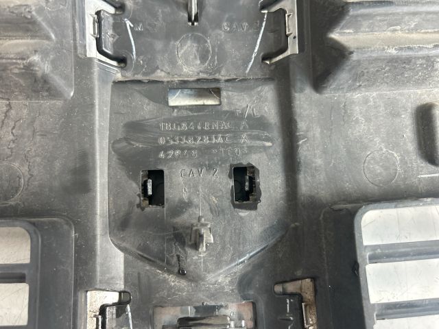 bontott DODGE JOURNEY Hűtőrács