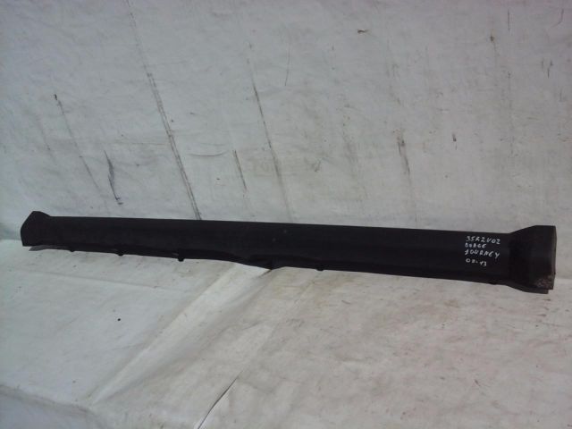 bontott DODGE JOURNEY Jobb első Küszöb Díszléc