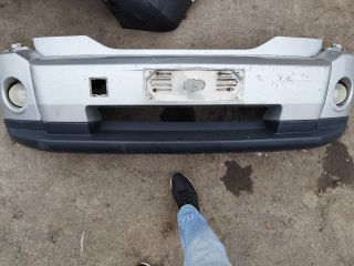 bontott DODGE NITRO Első Lökhárító (Részeivel)