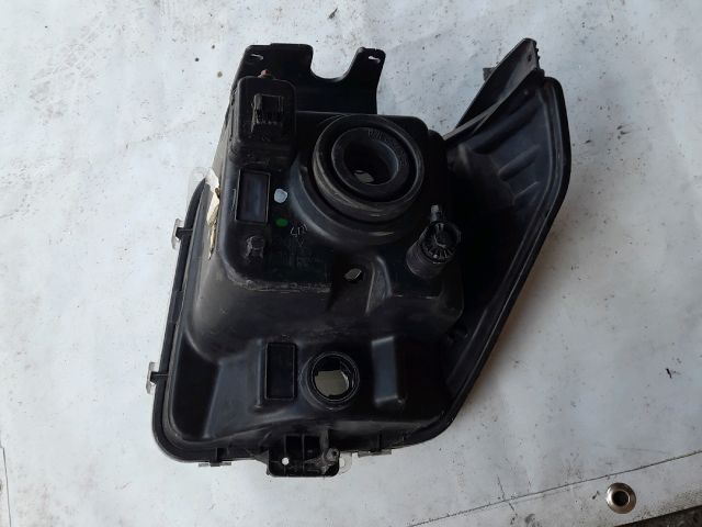 bontott DODGE NITRO Jobb Fényszóró