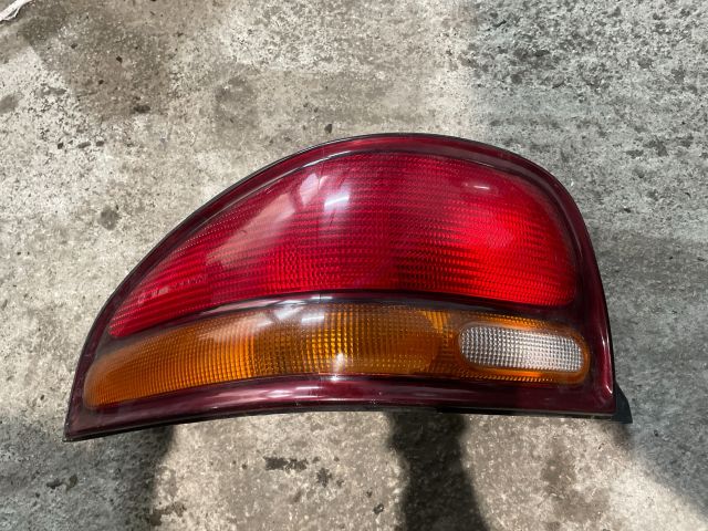 bontott DODGE STRATUS Bal Hátsó Lámpa