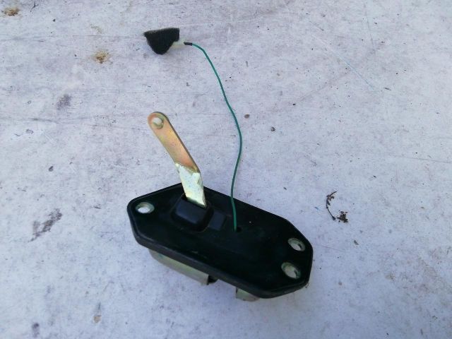 bontott DR DR Csomagtérajtó Zárszerkezet