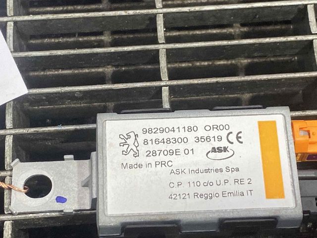 bontott DS DS 7 Antenna Erősítő