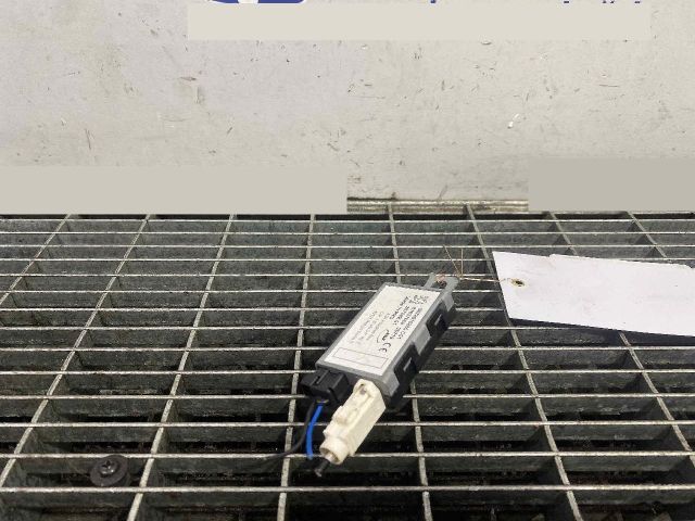 bontott DS DS 7 Antenna Erősítő