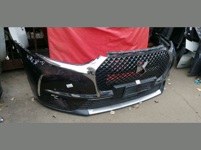 bontott DS DS 7 Első Lökhárító (Részeivel)