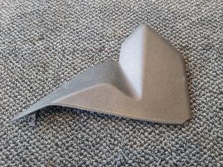 bontott DS DS 7 Jobb Alsó Műszerfal Burkolat