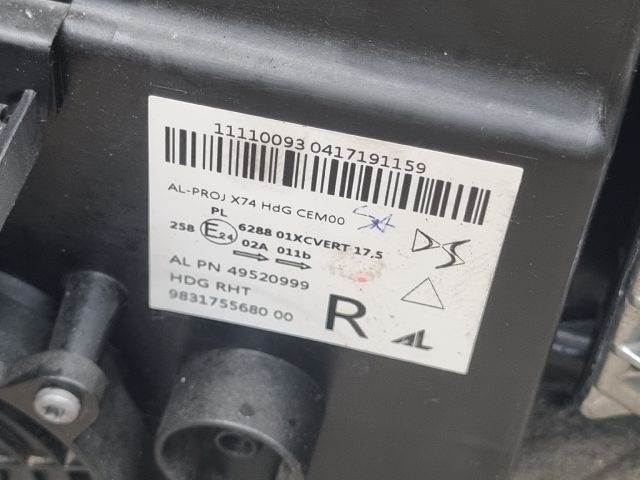 bontott DS DS 7 Jobb Fényszóró