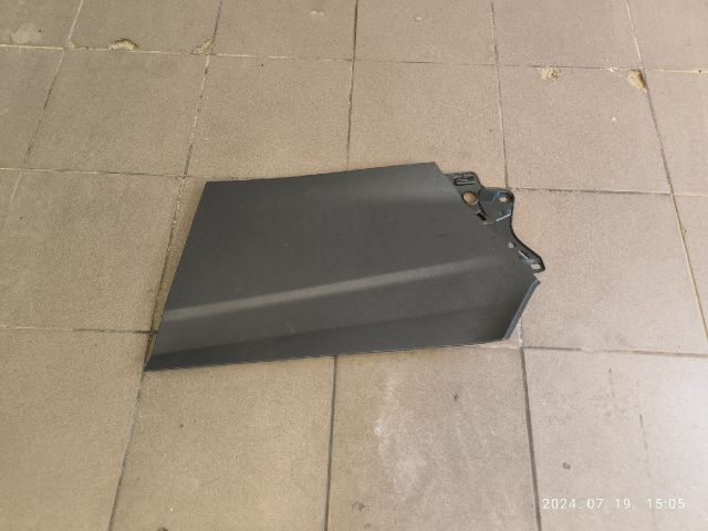 bontott DS DS 7 Jobb Kardánbox Burkolat