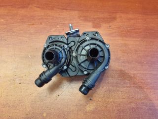 bontott DS DS 7 Kiegészítő Vízszivattyú