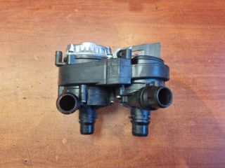 bontott DS DS 7 Kiegészítő Vízszivattyú