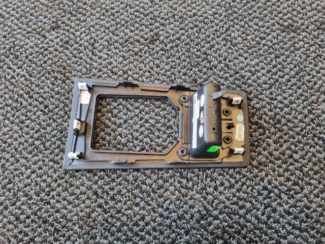 bontott DS DS 7 Középső Kardánbox Burkolat