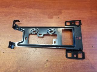 bontott DS DS 7 Padlólemezen Lévő Tartó Konzol