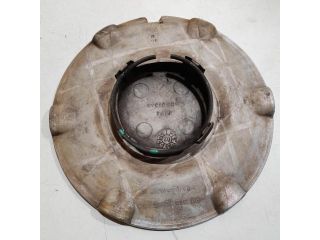 bontott   Felniközép (1 db)