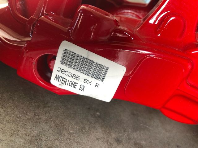 bontott FERRARI 488 Féknyereg Munkahengerrel Szett