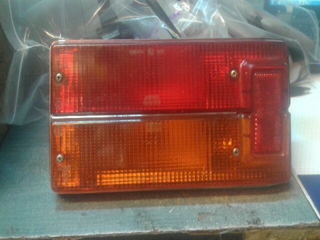 bontott FIAT 125 Bal Hátsó Lámpa