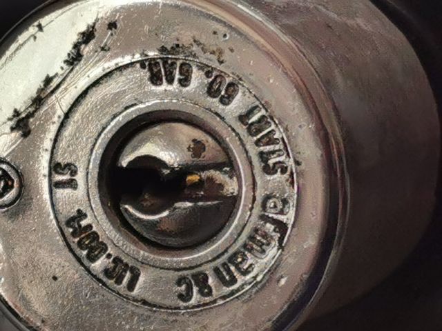 bontott FIAT 126 Gyújtáskapcsoló Házzal