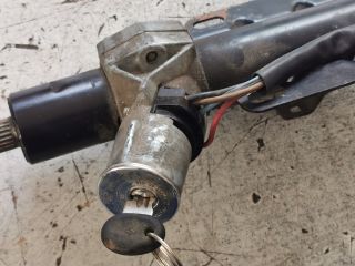 bontott FIAT 126 Gyújtáskapcsoló Házzal