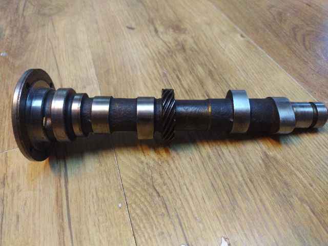 bontott FIAT 126 Vezérműtengely (Magában)