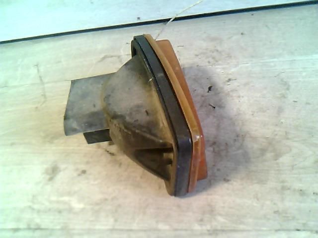 bontott FIAT 126 Bal első Irányjelző