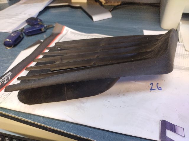 bontott FIAT 126 Légbeömlő