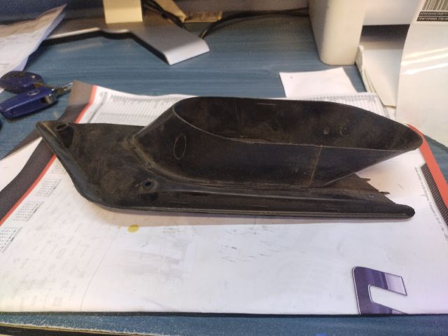 bontott FIAT 126 Légbeömlő