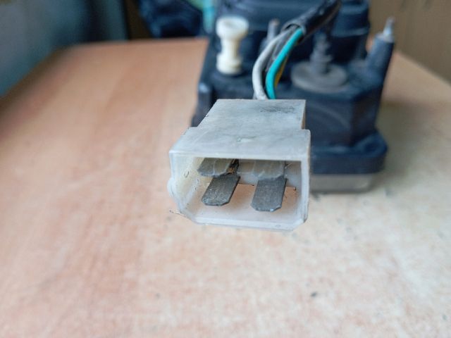 bontott FIAT 127 Jobb Fényszóró