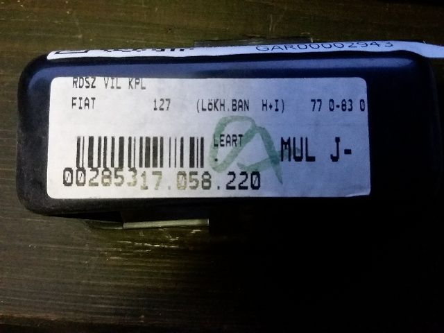 bontott FIAT 127 Jobb Rendszámtábla Világítás