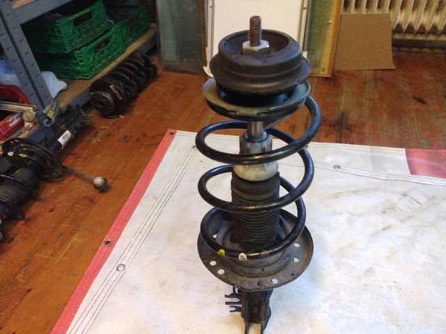 bontott FIAT 500 Bal első Gólyaláb (Lengécsillapító, Rugó)