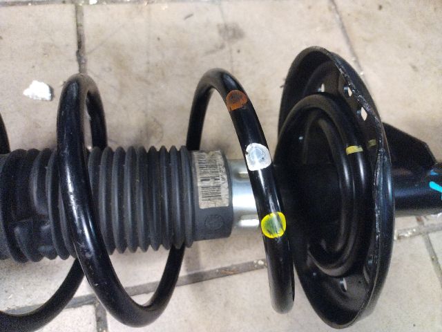 bontott FIAT 500 Bal első Gólyaláb (Lengécsillapító, Rugó)