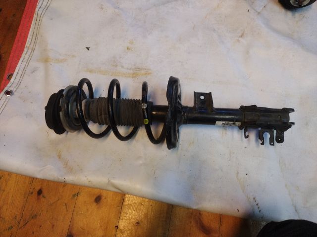 bontott FIAT 500 Bal első Gólyaláb (Lengécsillapító, Rugó)