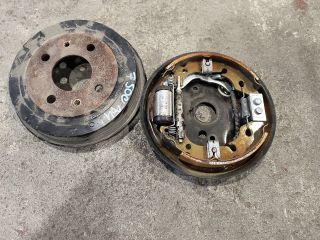 bontott FIAT 500 Bal hátsó Fékdob