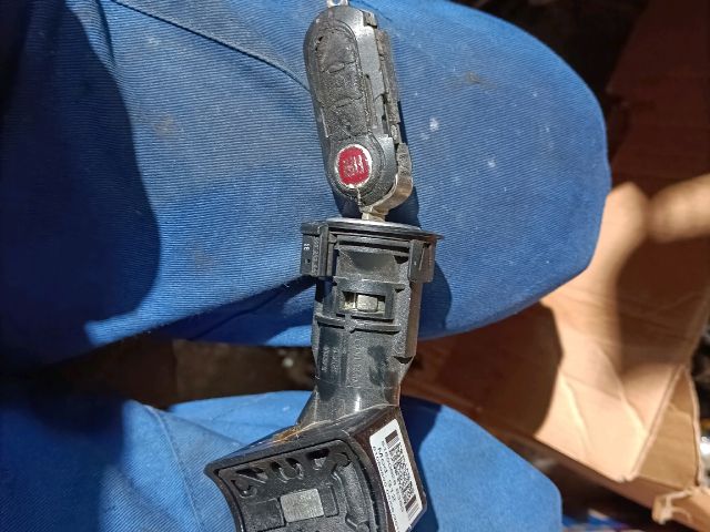 bontott FIAT 500 Gyújtáskapcsoló
