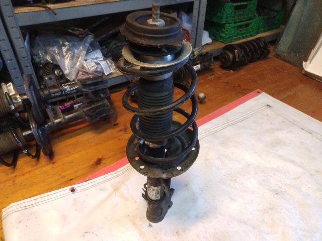 bontott FIAT 500 Jobb első Gólyaláb (Lengécsillapító, Rugó)