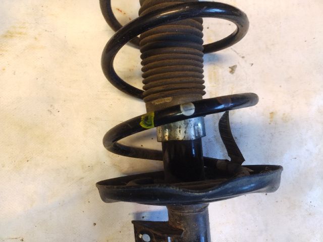 bontott FIAT 500 Jobb első Gólyaláb (Lengécsillapító, Rugó)