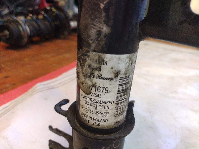 bontott FIAT 500 Jobb első Gólyaláb (Lengécsillapító, Rugó)