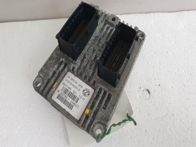 bontott FIAT 500 Motorvezérlő