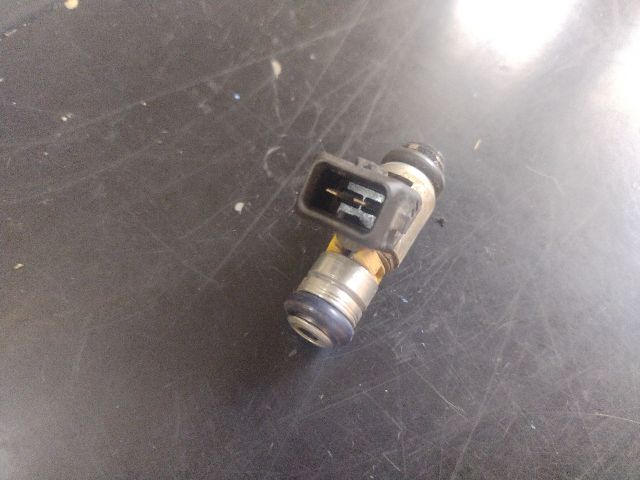 bontott FIAT 500 Porlasztó (1 db)