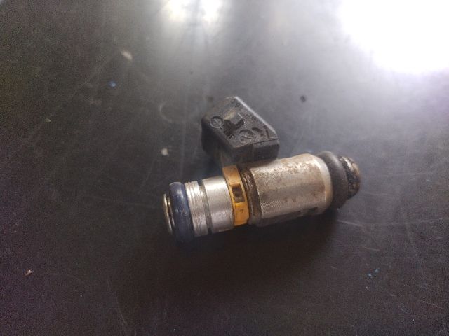 bontott FIAT 500 Porlasztó (1 db)