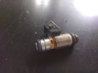 bontott FIAT 500 Porlasztó (1 db)