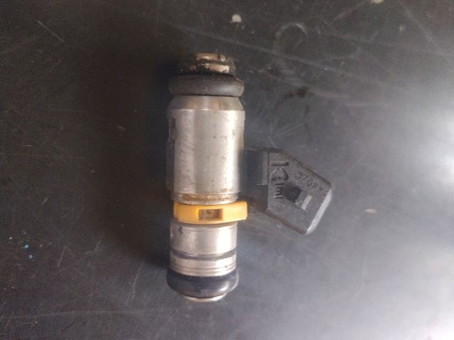 bontott FIAT 500 Porlasztó (1 db)