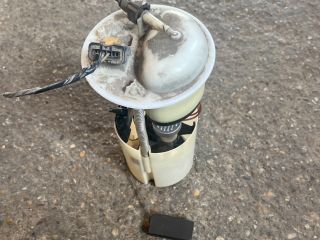 bontott FIAT 500 Üzemanyag Szivattyú