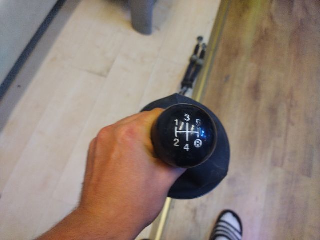 bontott FIAT 500 Váltó Kulissza