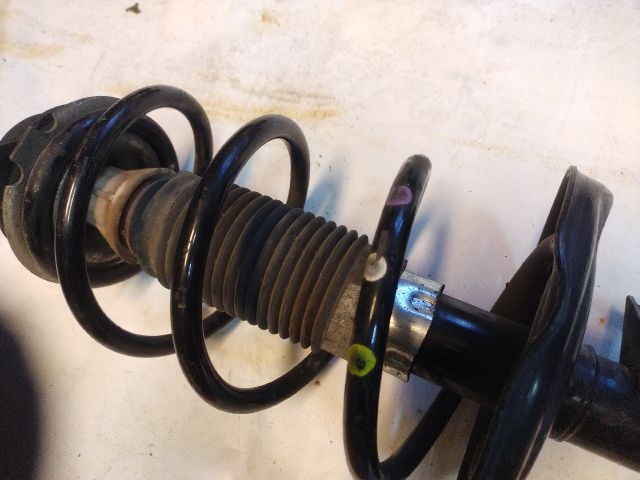 bontott FIAT 500 Bal első Gólyaláb (Lengécsillapító, Rugó)